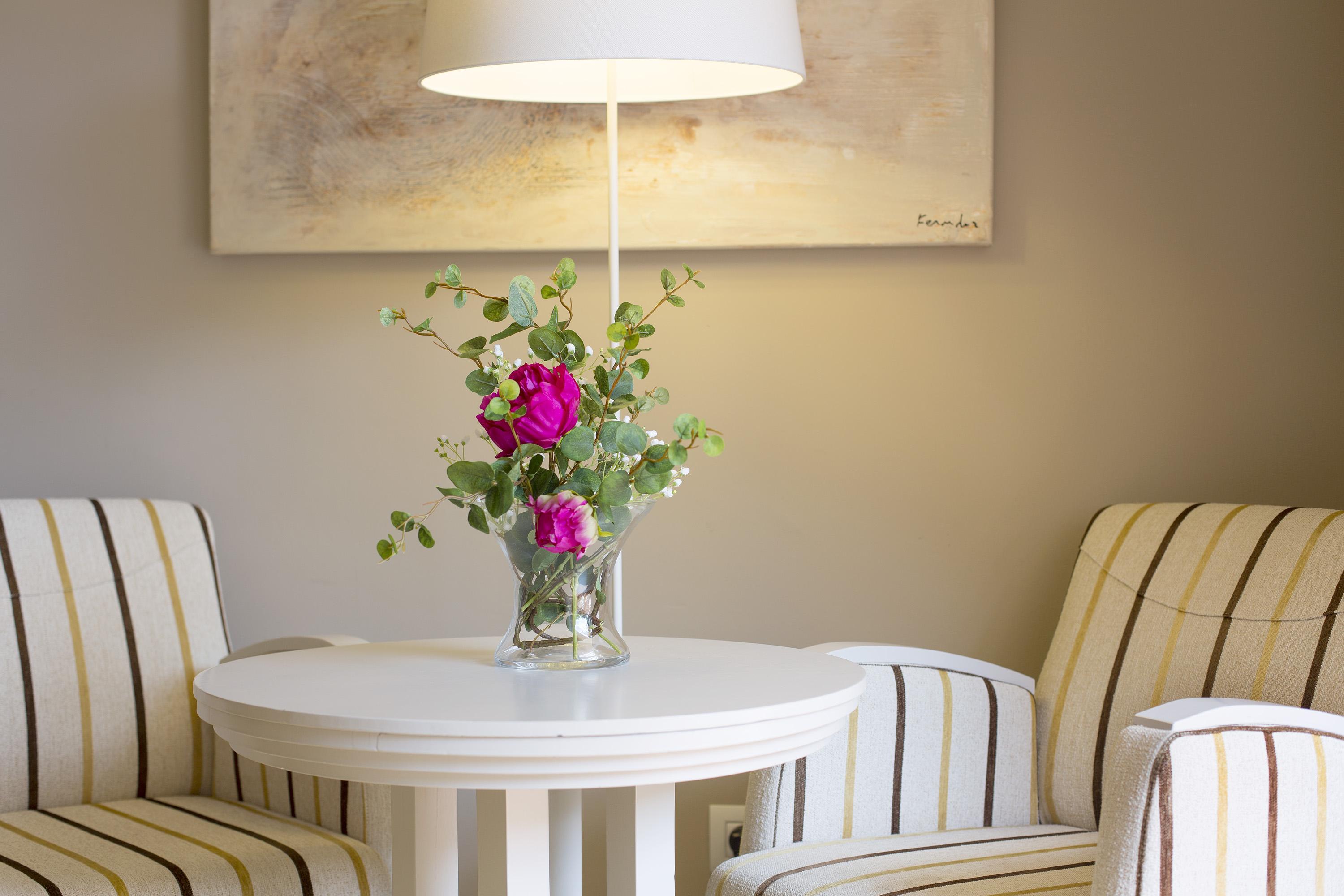 Hipotels Hipocampo Palace & Spa Cala Millor  Exterior foto A table lamp