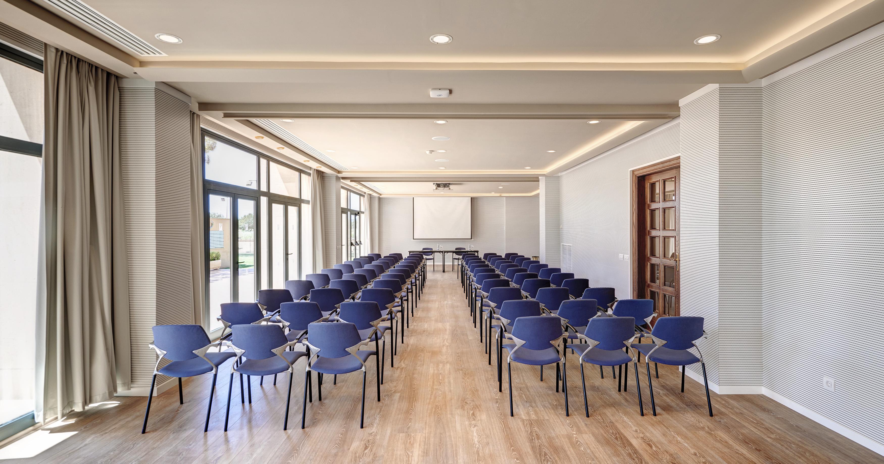 Hipotels Hipocampo Palace & Spa Cala Millor  Exterior foto The conference room